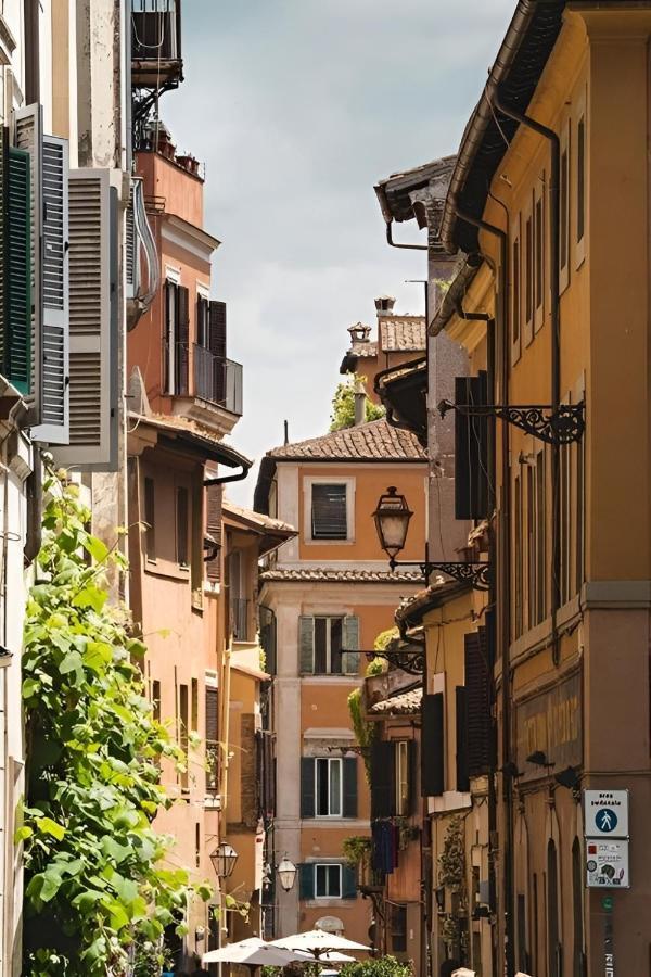 Giulia Apartment In Trastevere Roma Eksteriør bilde