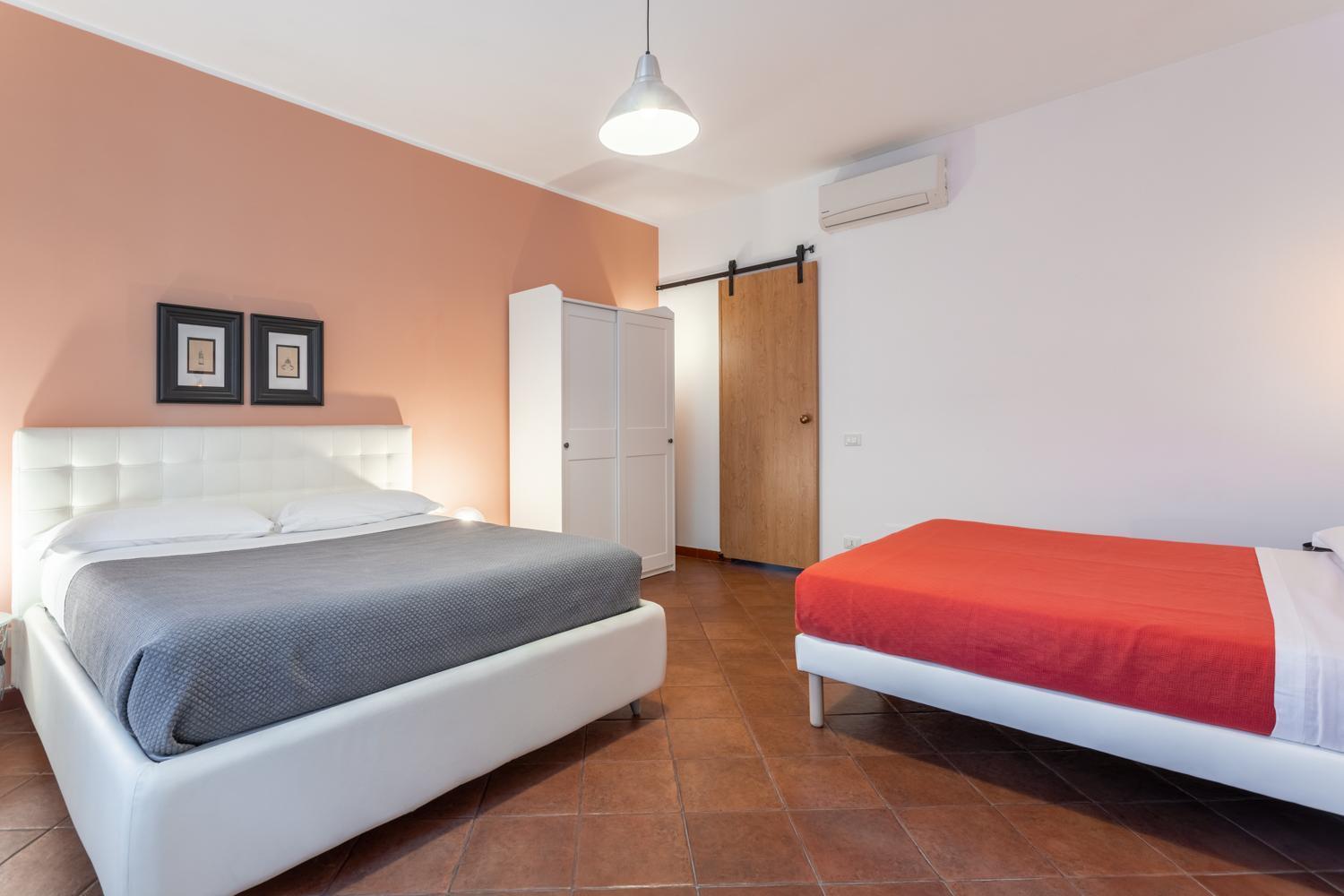 Giulia Apartment In Trastevere Roma Eksteriør bilde